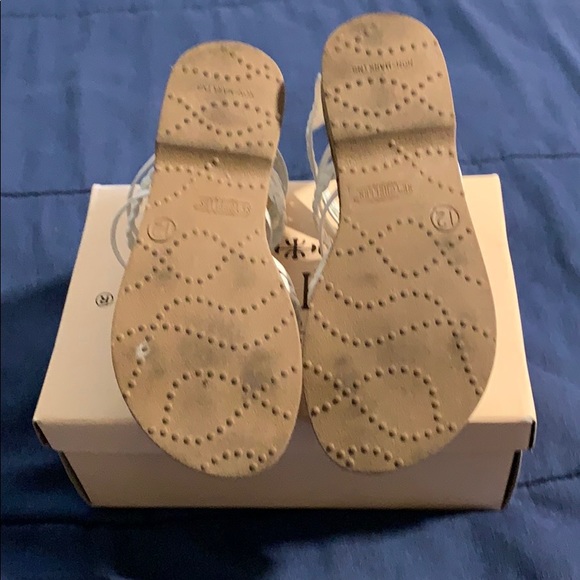 Little girl white sandals - Picture 3 of 3
